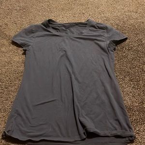 Grey t shirt